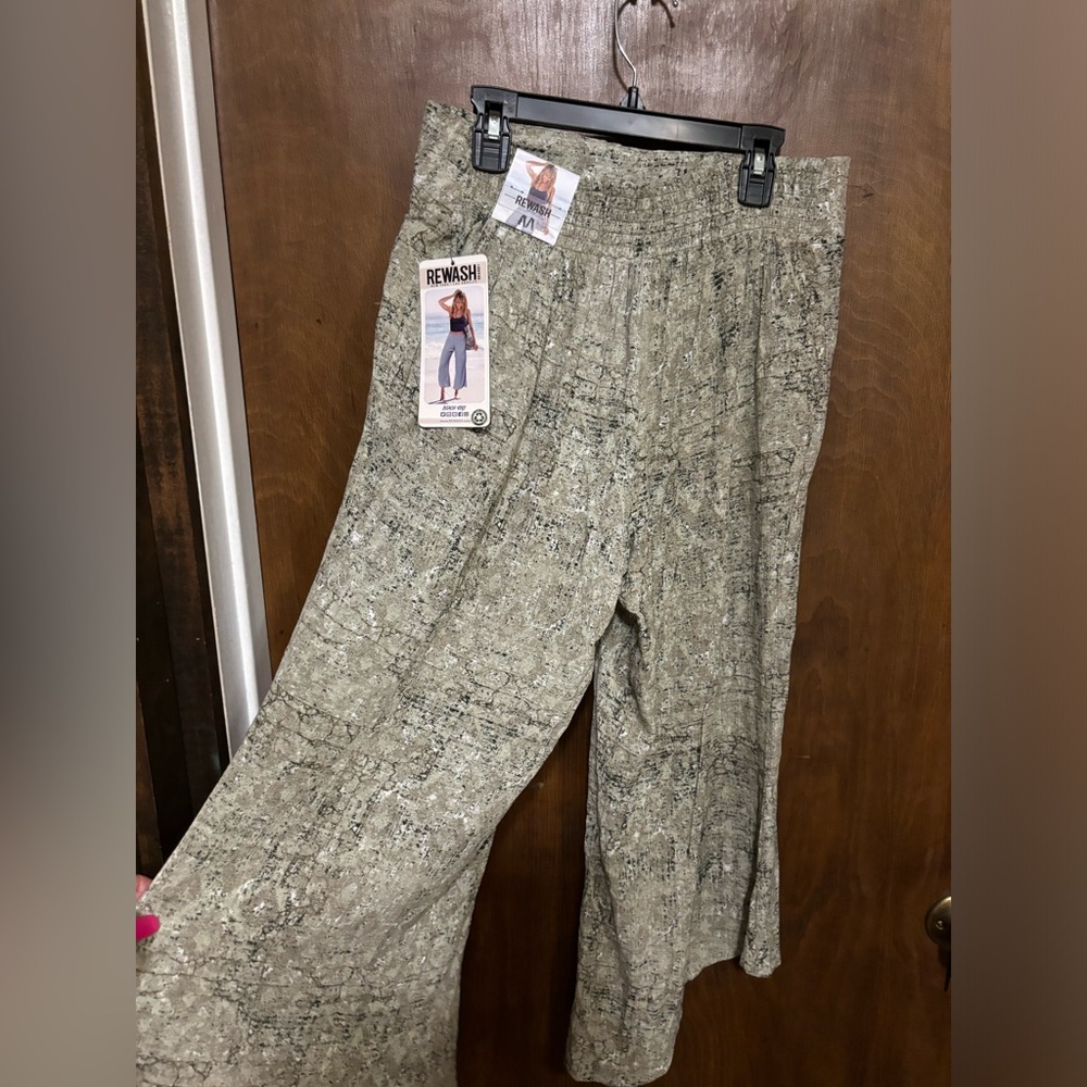 NWT - Rewash Tapered Wide Leg Crop Pants Women’s Size Medium - Picture 3 of 7